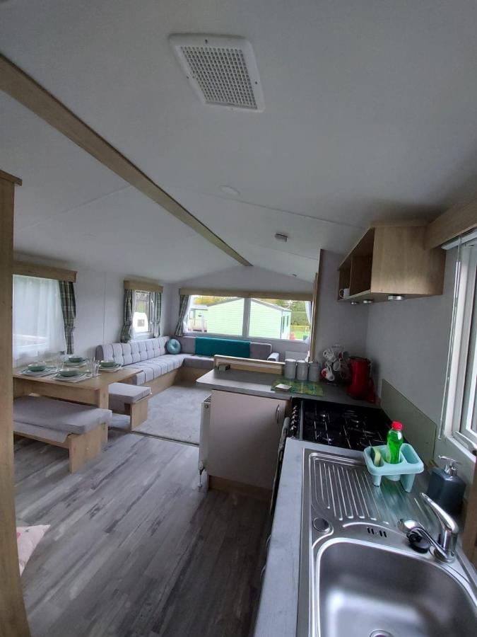 Woofles Luxury Caravan At Knaresborough Lido Zewnętrze zdjęcie